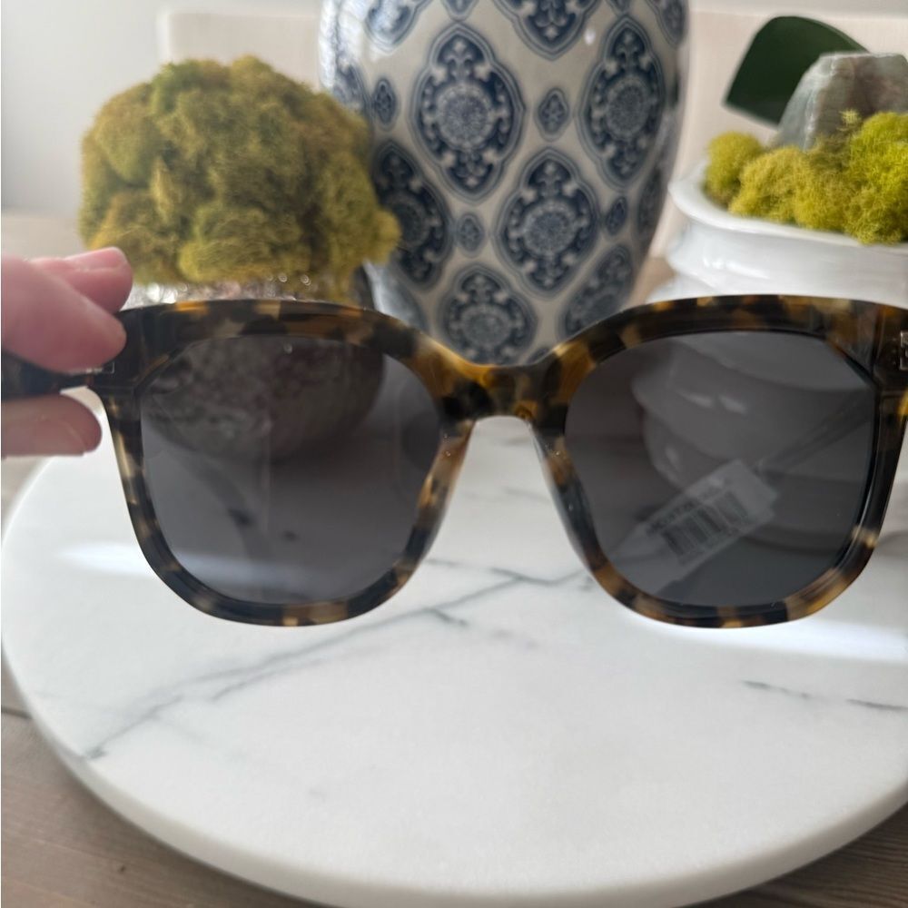 Diff Gia Sunglasses - Picture 7 of 8